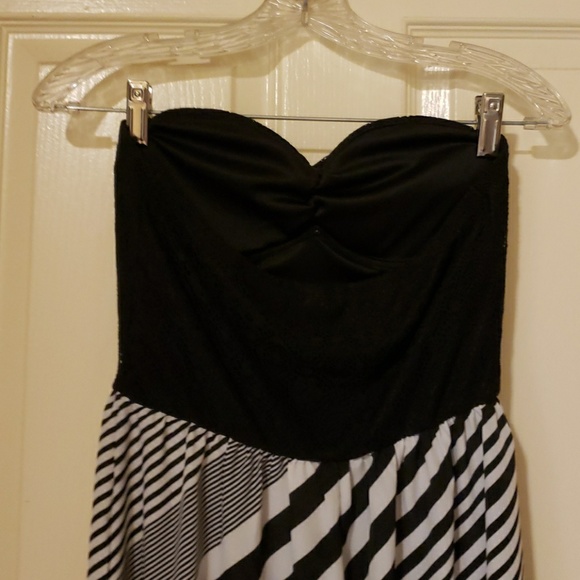 Maxi Dress - Picture 2 of 3